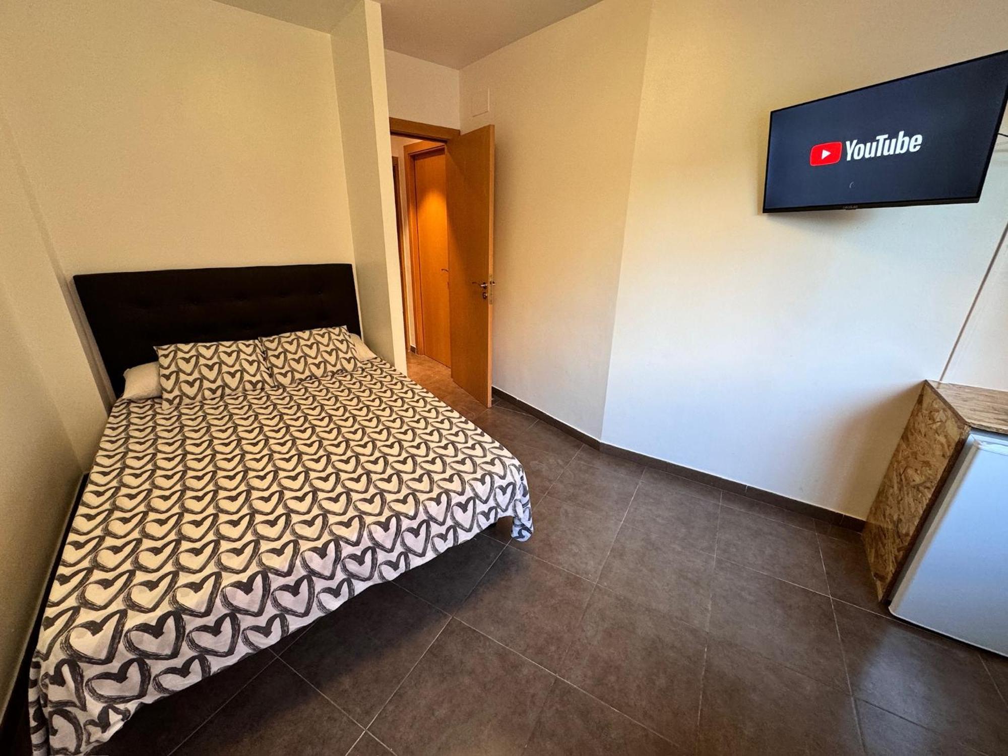 Mt Boutique Suites Y Apartamentos - Adults Only - Mataró Exteriör bild