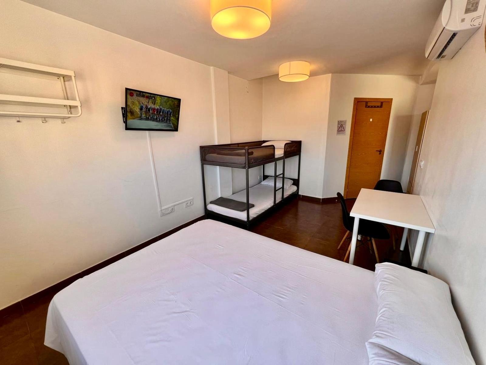 Mt Boutique Suites Y Apartamentos - Adults Only - Mataró Exteriör bild