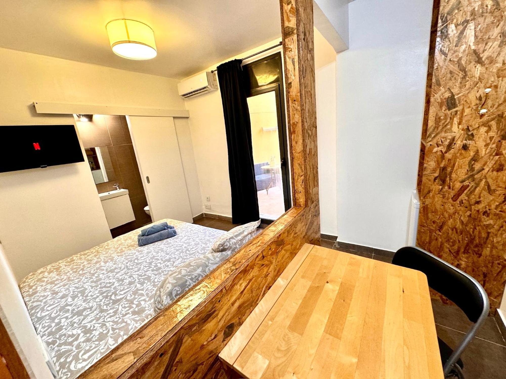Mt Boutique Suites Y Apartamentos - Adults Only - Mataró Exteriör bild