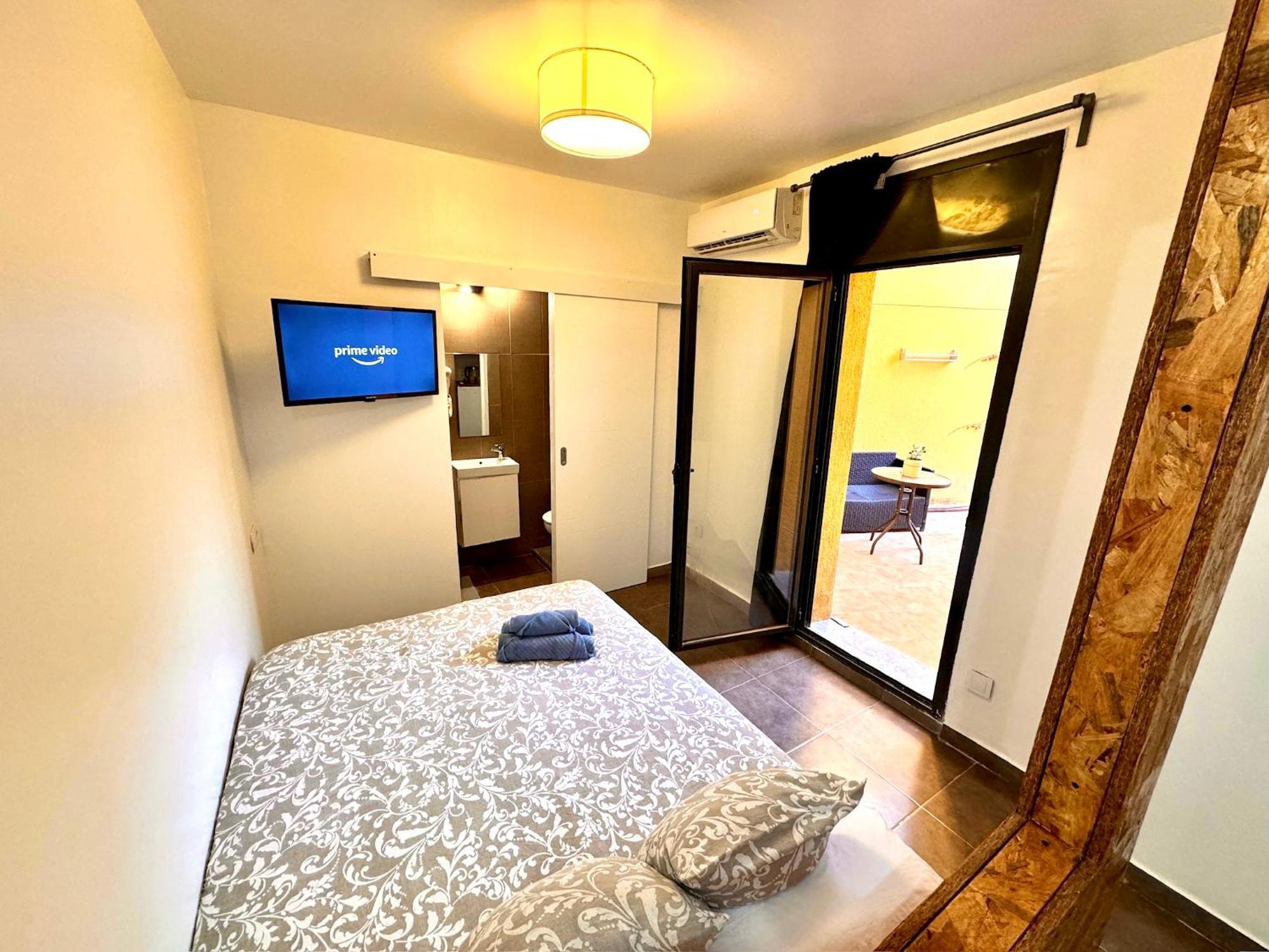 Mt Boutique Suites Y Apartamentos - Adults Only - Mataró Exteriör bild