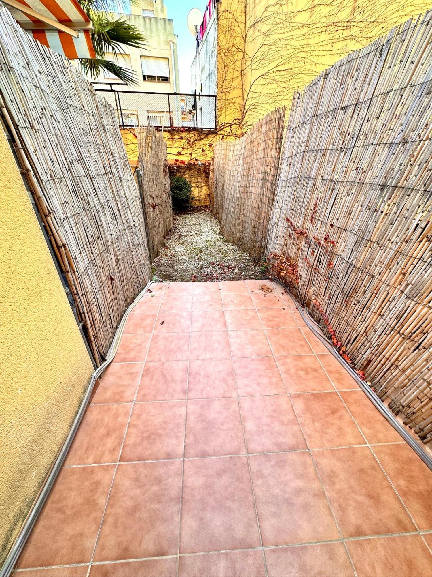 Mt Boutique Suites Y Apartamentos - Adults Only - Mataró Exteriör bild