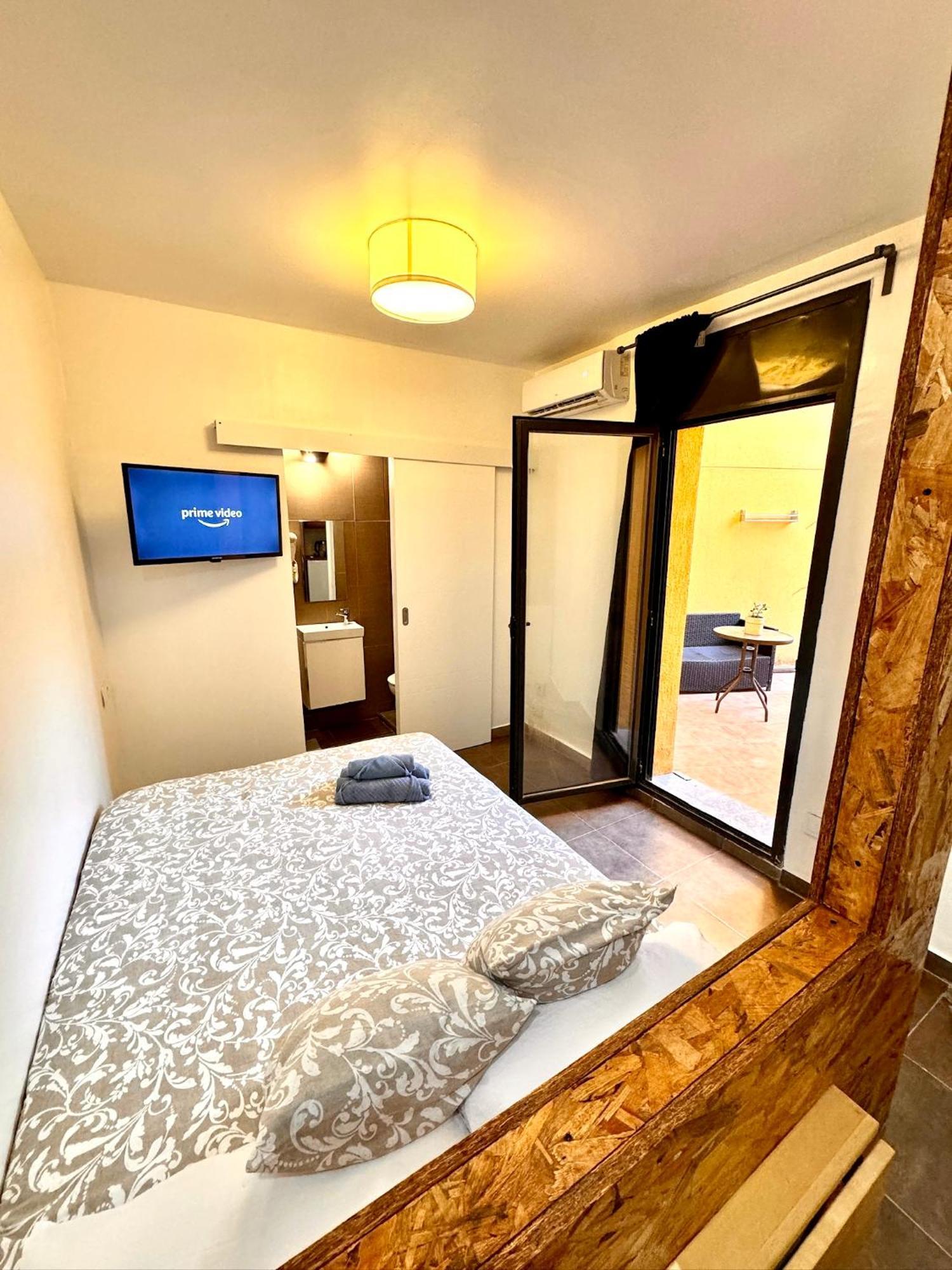 Mt Boutique Suites Y Apartamentos - Adults Only - Mataró Exteriör bild