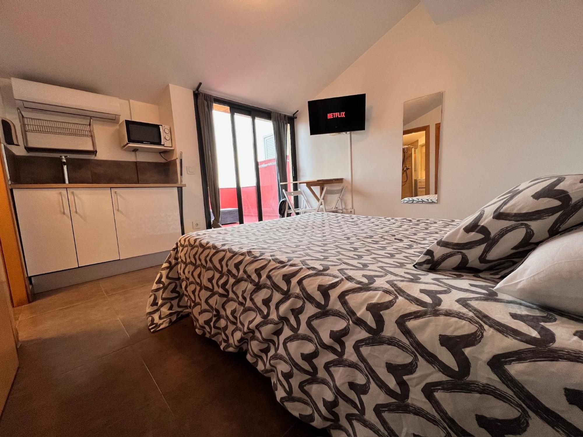 Mt Boutique Suites Y Apartamentos - Adults Only - Mataró Exteriör bild